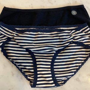 NWT 2 pair Med Panties Lot